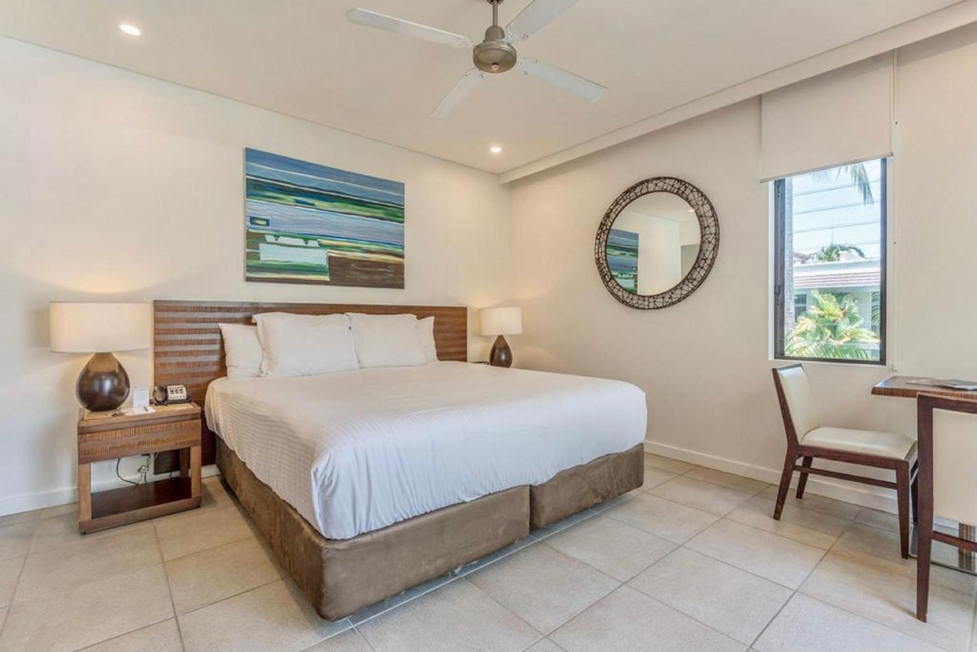 Luxury Apartments At Temple Resort And Spa Port Douglas Quarto foto