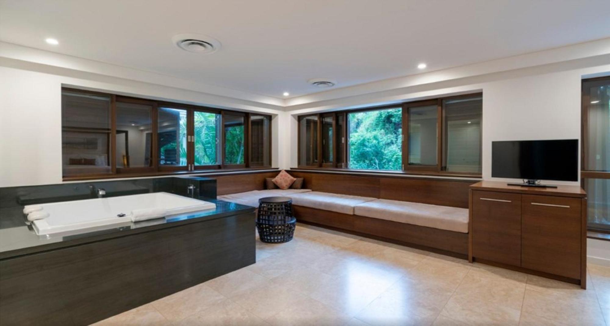 Luxury Apartments At Temple Resort And Spa Port Douglas Quarto foto