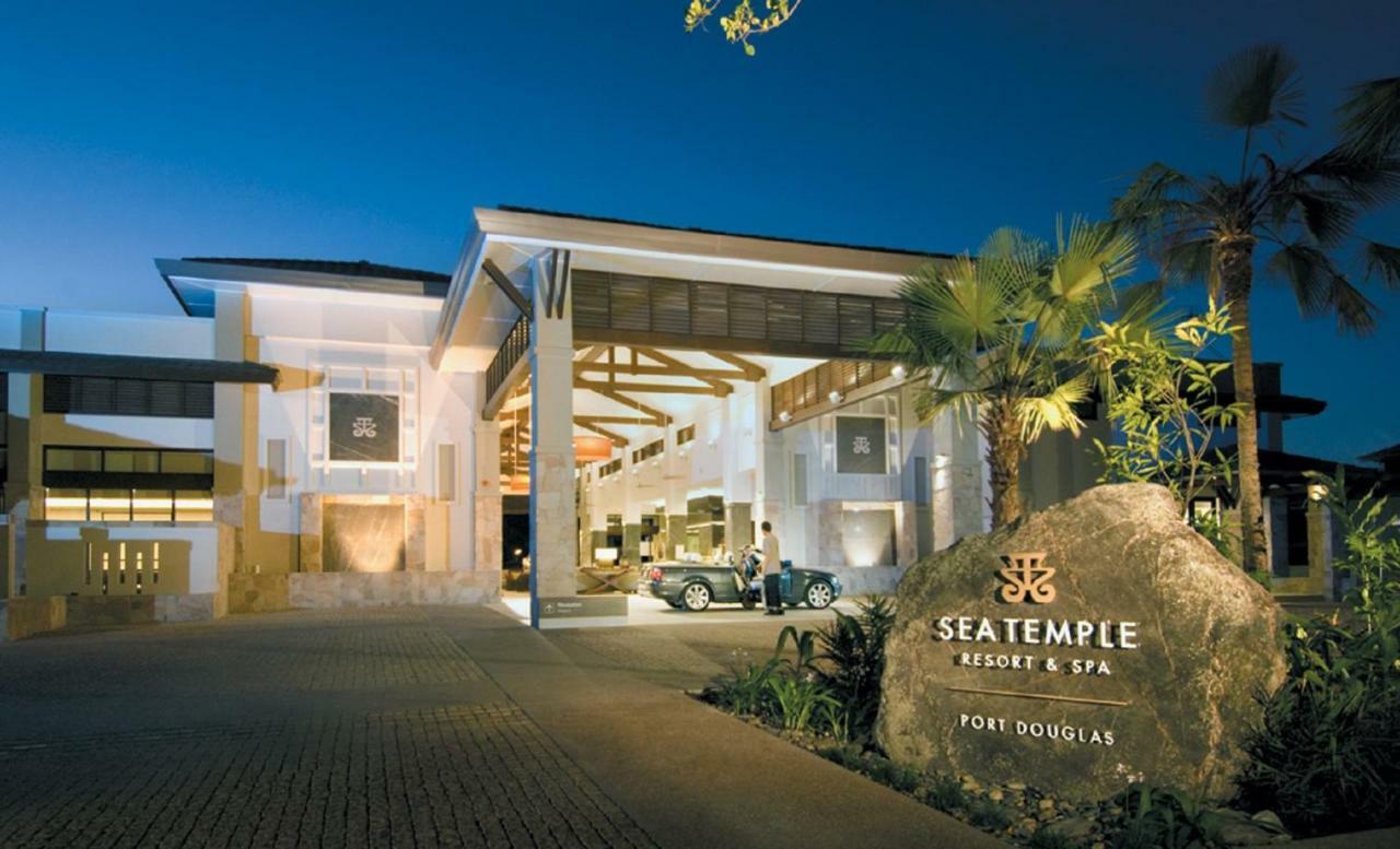 Luxury Apartments At Temple Resort And Spa Port Douglas Exterior foto
